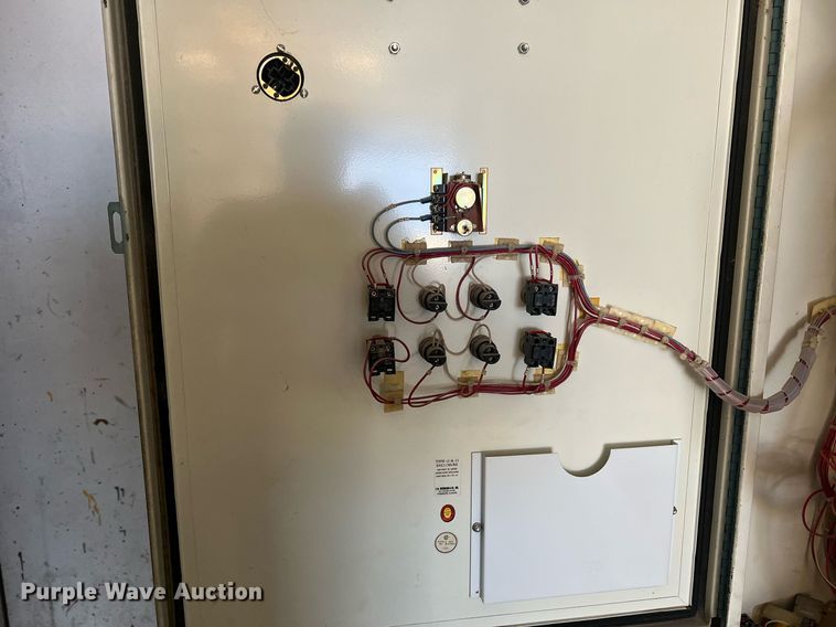 image for item DR5643 SBS  paint booth