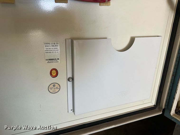 image for item DR5643 SBS  paint booth