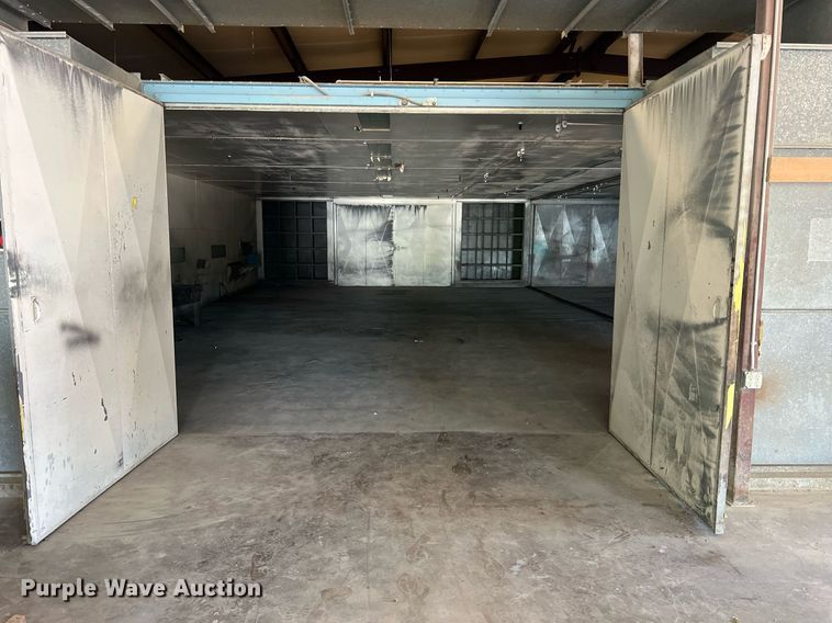 image for item DR5643 SBS  paint booth