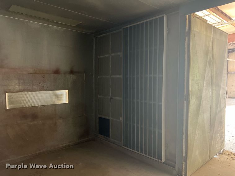 image for item DR5643 SBS  paint booth