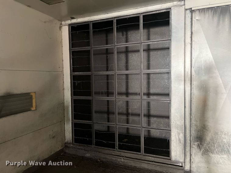 image for item DR5643 SBS  paint booth