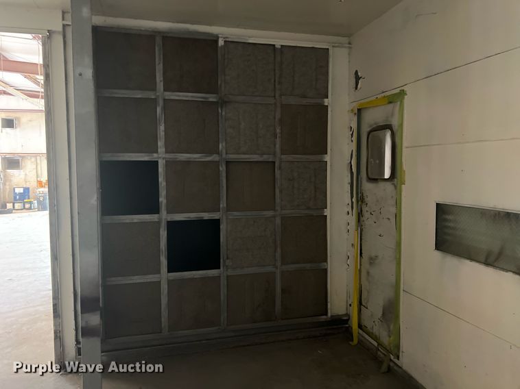 image for item DR5643 SBS  paint booth