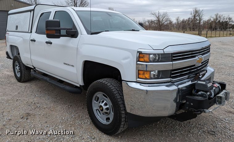 image for item DR6816 2016 Chevrolet Silverado 2500HD  Double Cab pickup truck