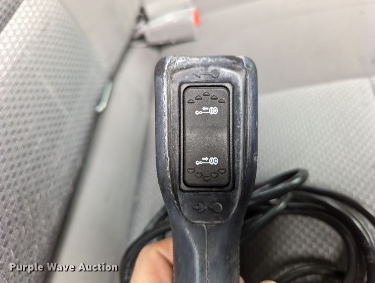 image for item DR6816 2016 Chevrolet Silverado 2500HD  Double Cab pickup truck