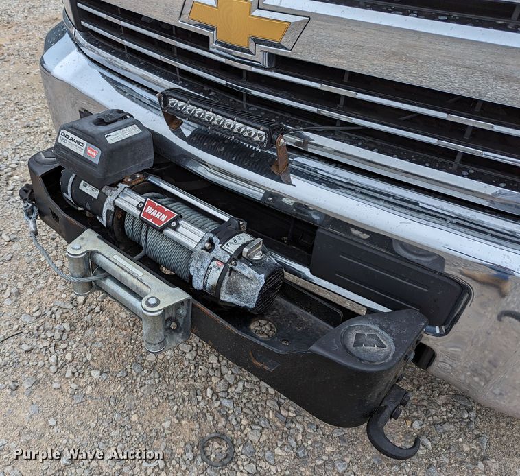 image for item DR6816 2016 Chevrolet Silverado 2500HD  Double Cab pickup truck