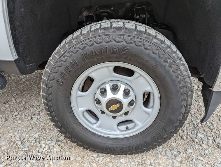 image for item DR6816 2016 Chevrolet Silverado 2500HD  Double Cab pickup truck