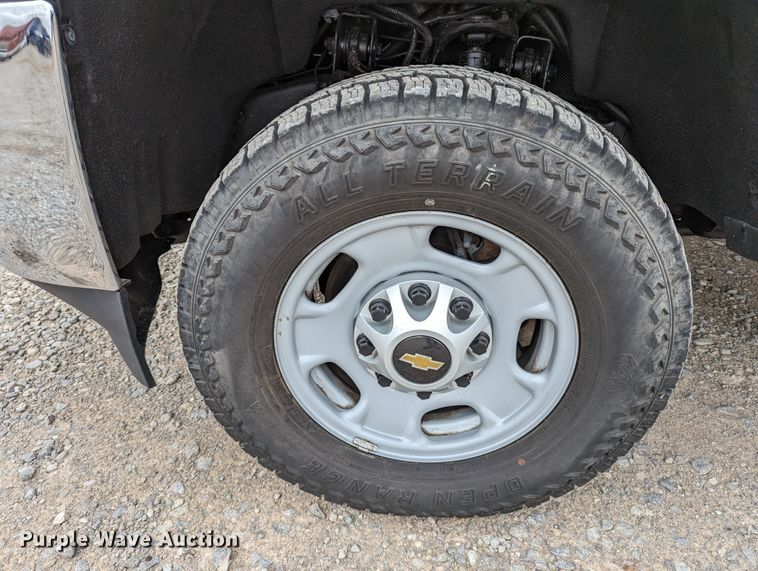 image for item DR6816 2016 Chevrolet Silverado 2500HD  Double Cab pickup truck