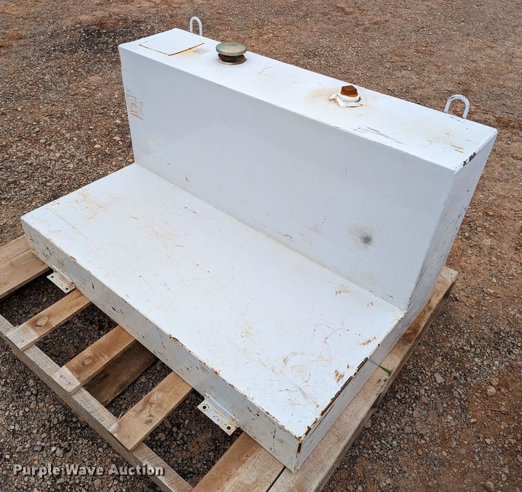 image for item DR6952 Delta Consolidated Industries 488000  auxiliary fuel tank