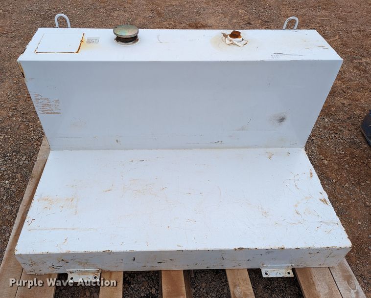 image for item DR6952 Delta Consolidated Industries 488000  auxiliary fuel tank