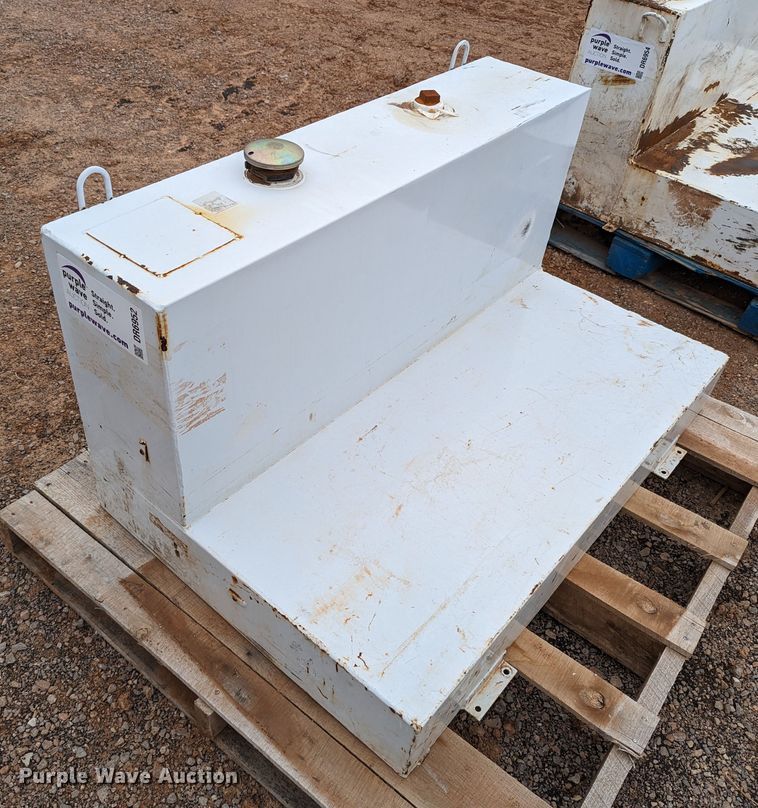 image for item DR6952 Delta Consolidated Industries 488000  auxiliary fuel tank