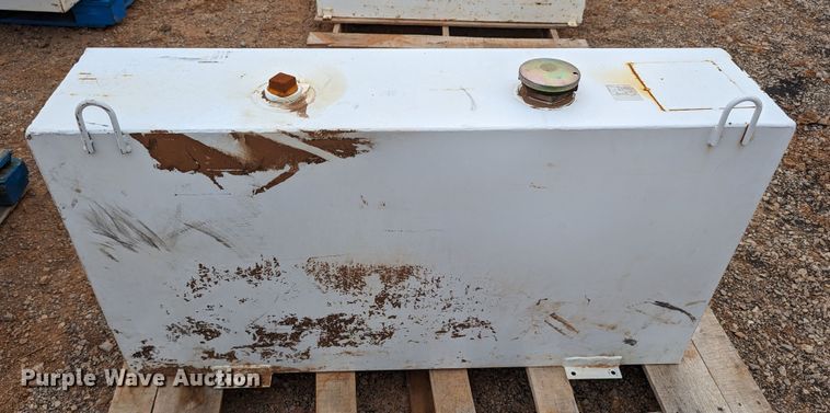 image for item DR6952 Delta Consolidated Industries 488000  auxiliary fuel tank