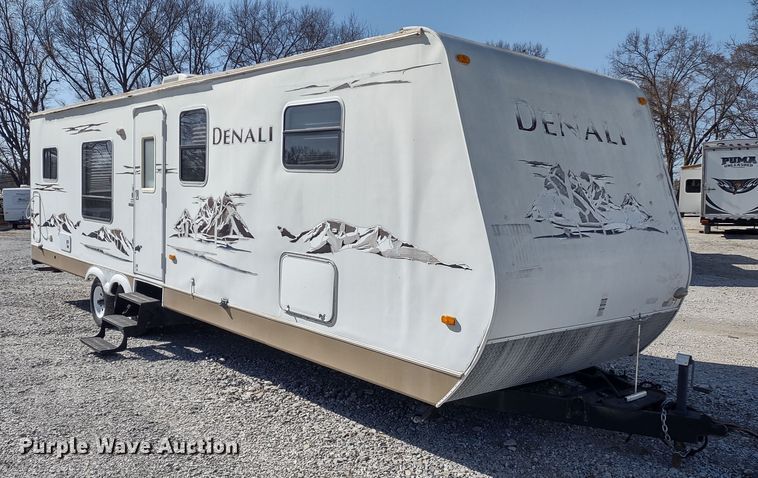 image for item DR8246 2007 Denali  camper