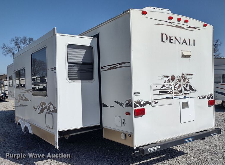 image for item DR8246 2007 Denali  camper