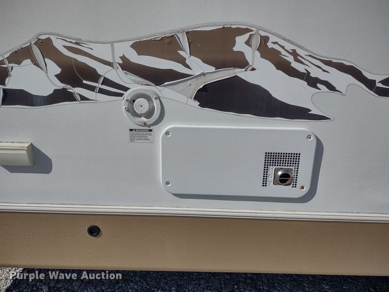 image for item DR8246 2007 Denali  camper