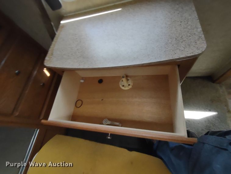 image for item DR8246 2007 Denali  camper