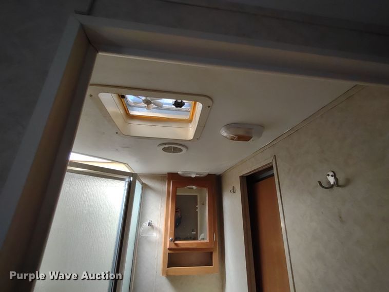 image for item DR8246 2007 Denali  camper