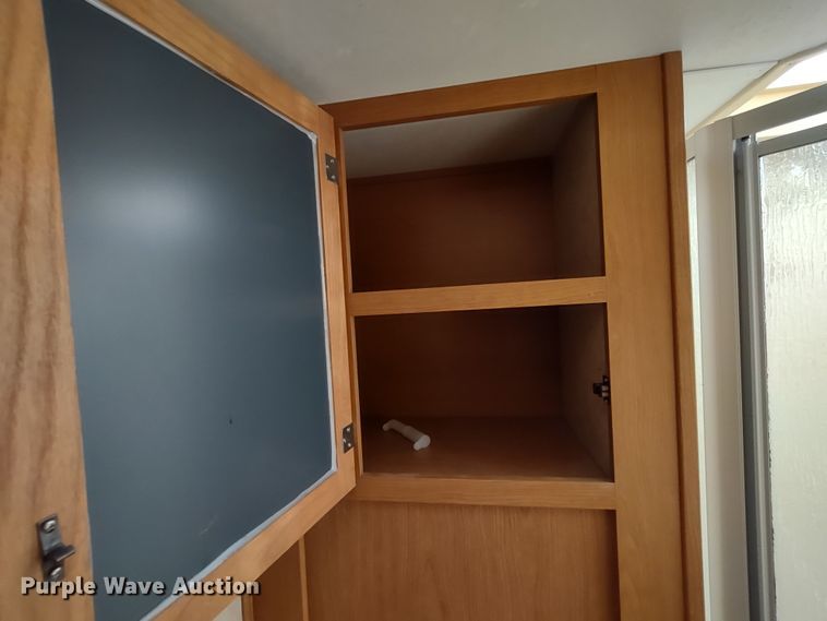 image for item DR8246 2007 Denali  camper