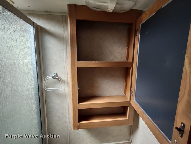 image for item DR8246 2007 Denali  camper