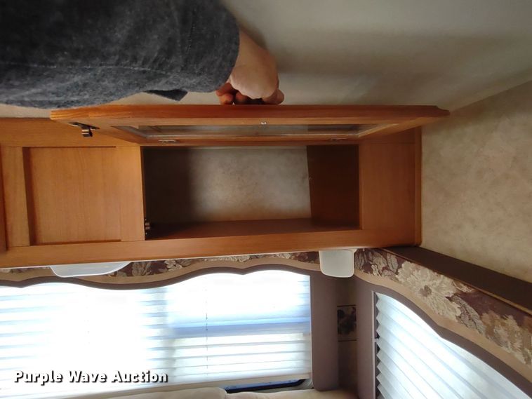 image for item DR8246 2007 Denali  camper