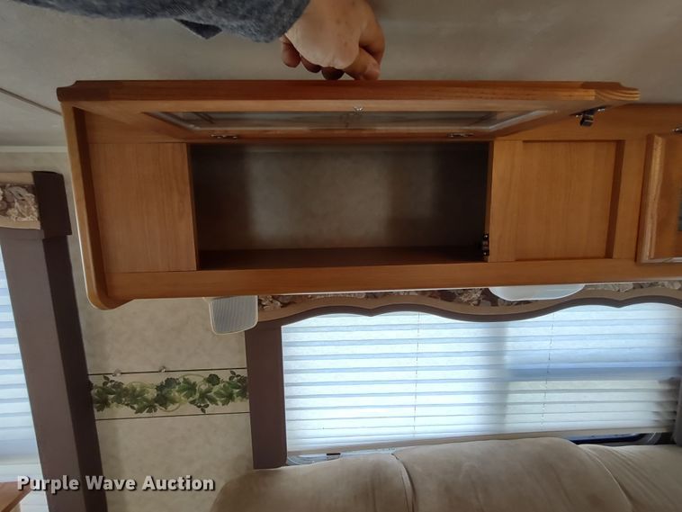 image for item DR8246 2007 Denali  camper