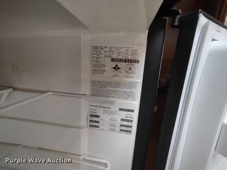 image for item DR8246 2007 Denali  camper