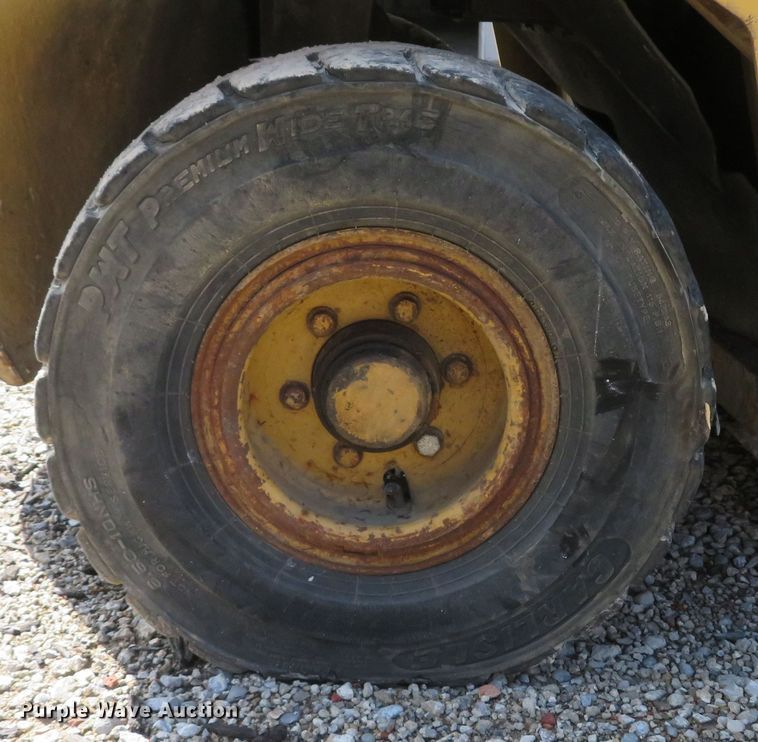 image for item FB9838 Caterpillar VC60E  forklift