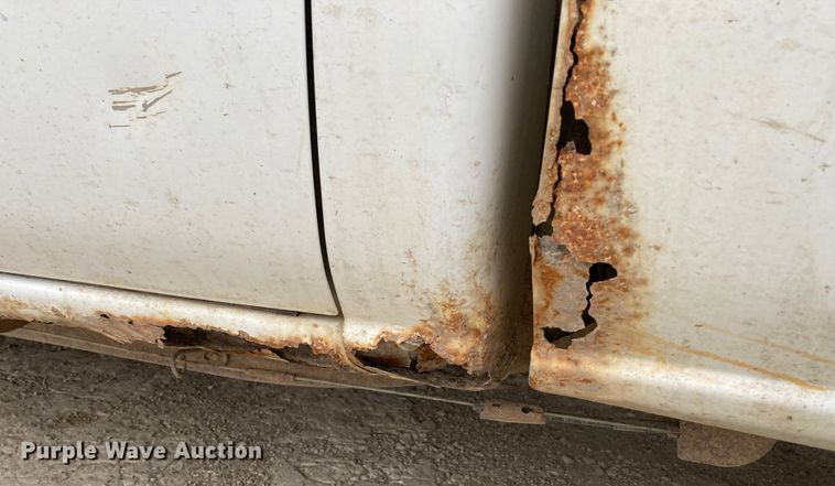 image for item HN9864 2003 GMC Sierra 2500HD  Ext. Cab pickup truck