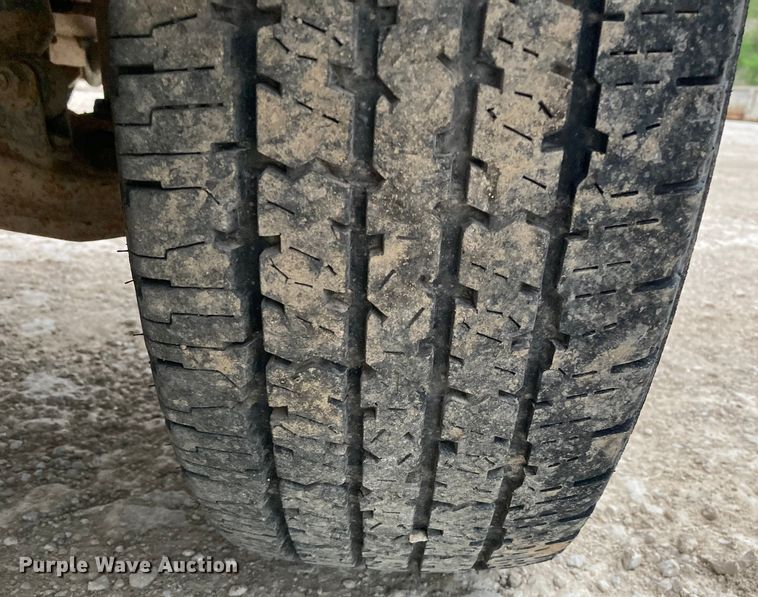 image for item HN9864 2003 GMC Sierra 2500HD  Ext. Cab pickup truck