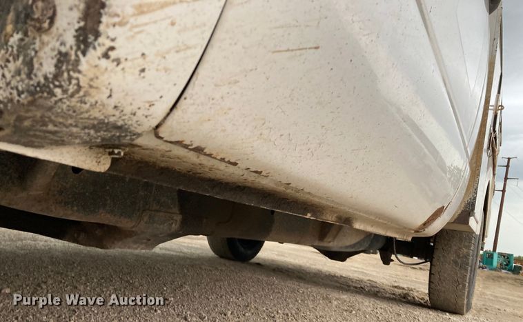 image for item HN9865 2005 Dodge Ram 2500  utility bed pickup truck