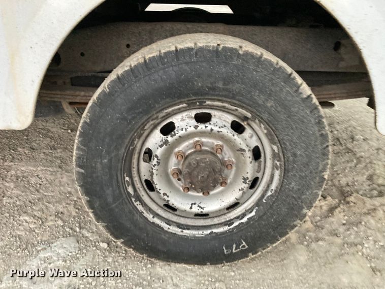 image for item HN9865 2005 Dodge Ram 2500  utility bed pickup truck