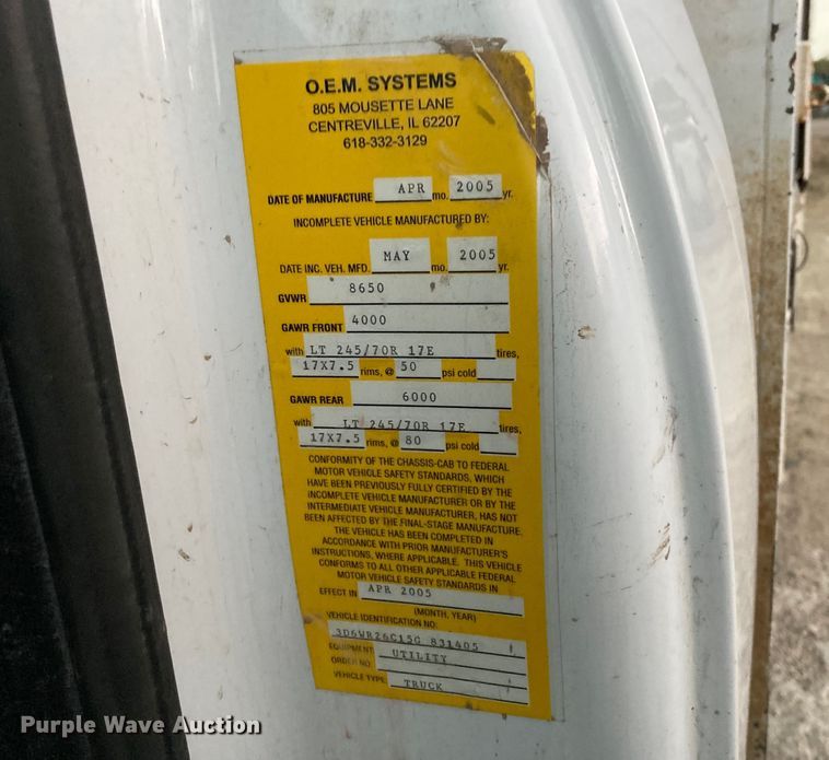 image for item HN9865 2005 Dodge Ram 2500  utility bed pickup truck