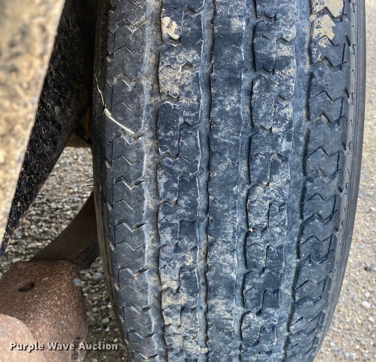 image for item HN9867 1996 Fannin Fabrication  equipment trailer