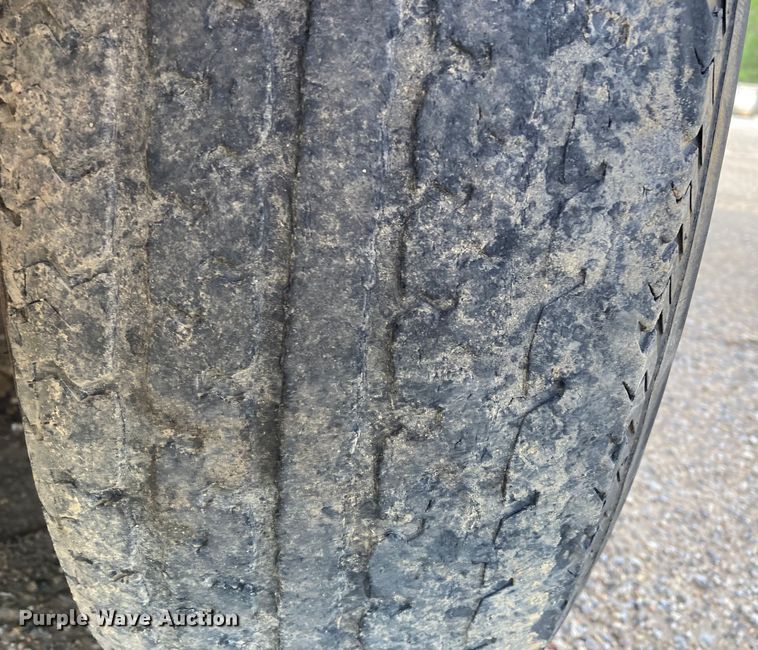 image for item HN9867 1996 Fannin Fabrication  equipment trailer