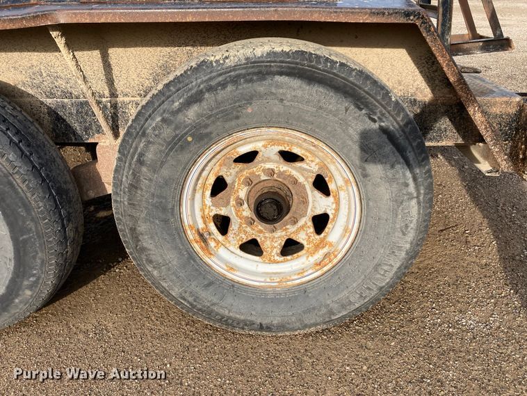 image for item HN9867 1996 Fannin Fabrication  equipment trailer