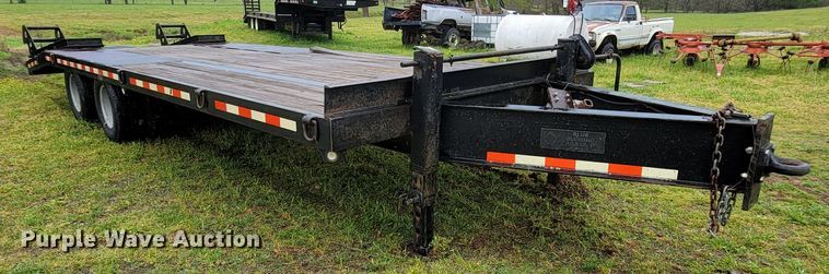 image for item HY9013 2007 Blue Diamond  equipment trailer