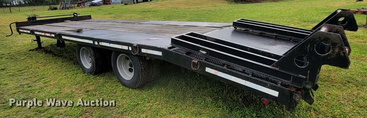 image for item HY9013 2007 Blue Diamond  equipment trailer