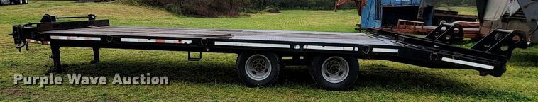 image for item HY9013 2007 Blue Diamond  equipment trailer