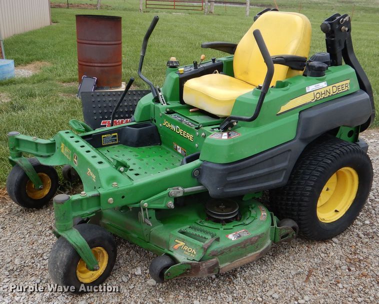 image for item IB9986 2010 John Deere Z910  ZTR lawn mower