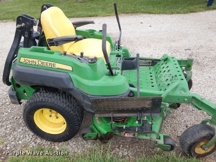 image for item IB9986 2010 John Deere Z910  ZTR lawn mower