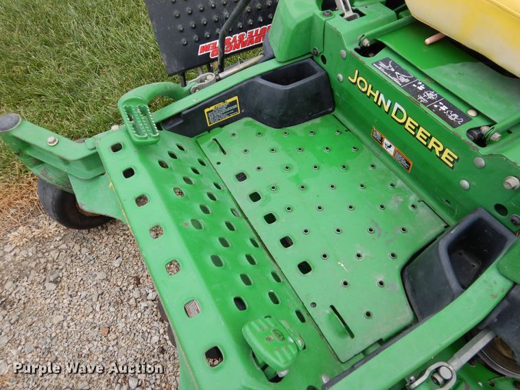 image for item IB9986 2010 John Deere Z910  ZTR lawn mower