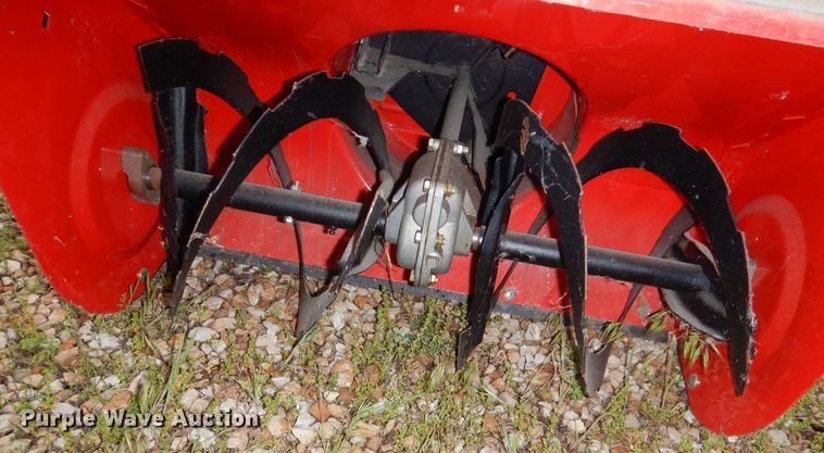 image for item IB9988 Snapper L1227E  snow blower