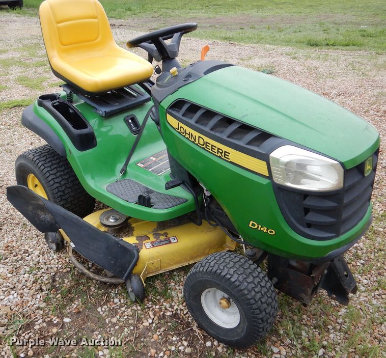 image for item IB9990 John Deere D140  lawn mower