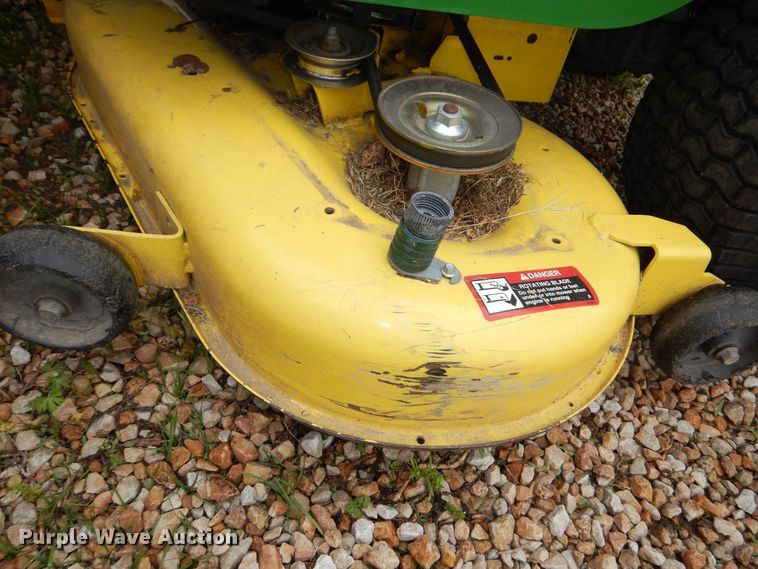 image for item IB9990 John Deere D140  lawn mower