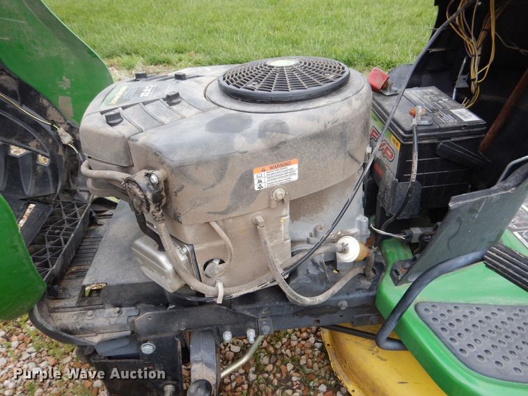 image for item IB9990 John Deere D140  lawn mower