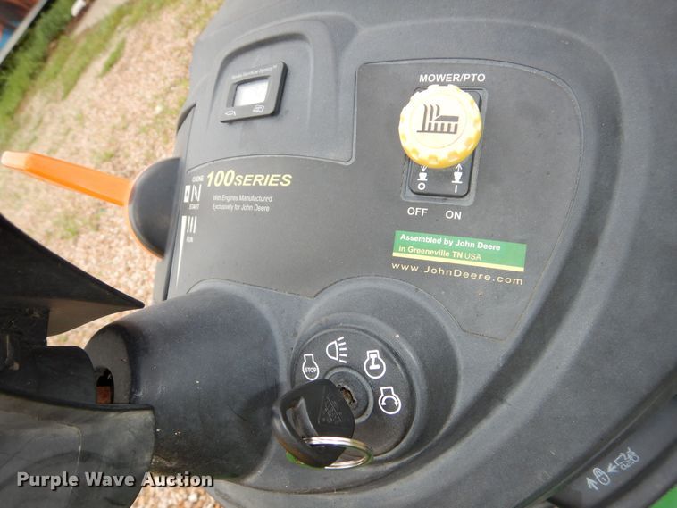 image for item IB9990 John Deere D140  lawn mower