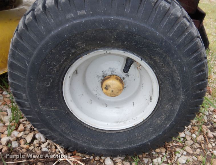 image for item IB9990 John Deere D140  lawn mower