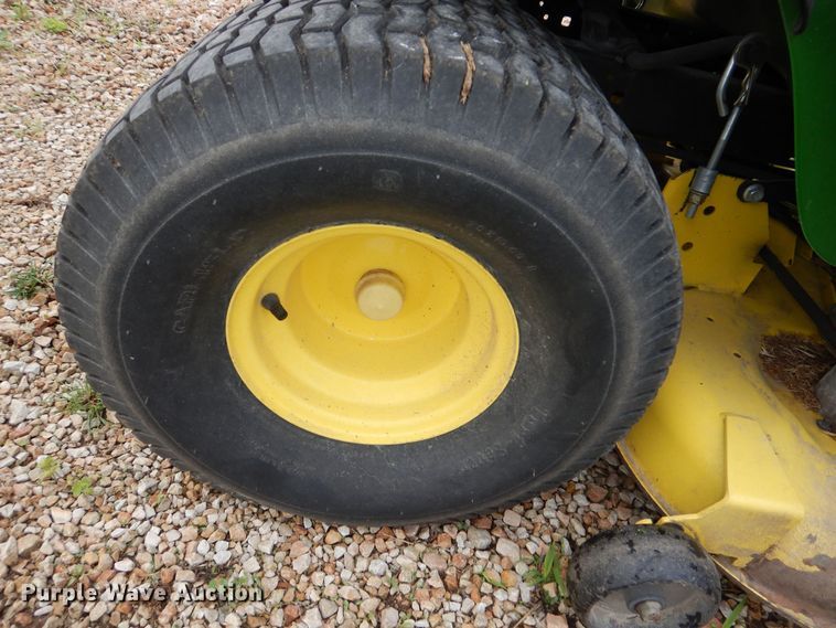 image for item IB9990 John Deere D140  lawn mower