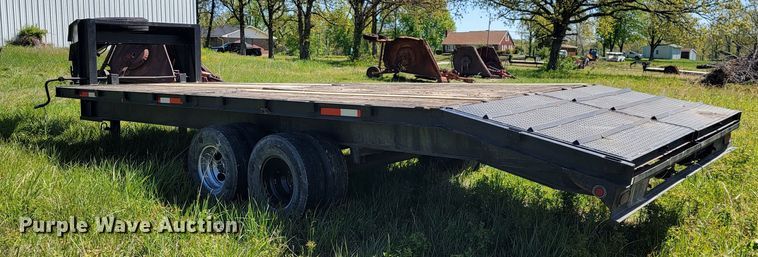 image for item II9004 1997 Bales Fabrication  equipment trailer