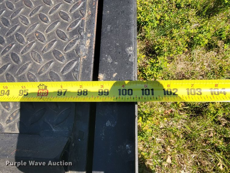 image for item II9004 1997 Bales Fabrication  equipment trailer