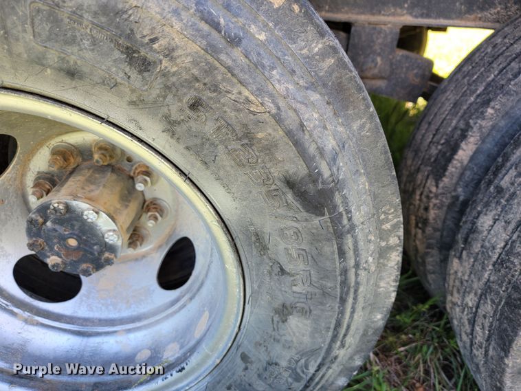 image for item II9004 1997 Bales Fabrication  equipment trailer